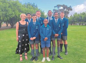 Langerugskool-atlete spog met medaljes