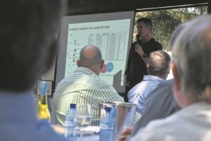 Wynman gesels oor familiesake