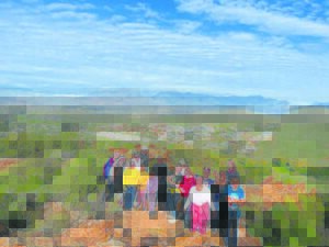 Pionierskool se leerders geniet uitstappie in tuine