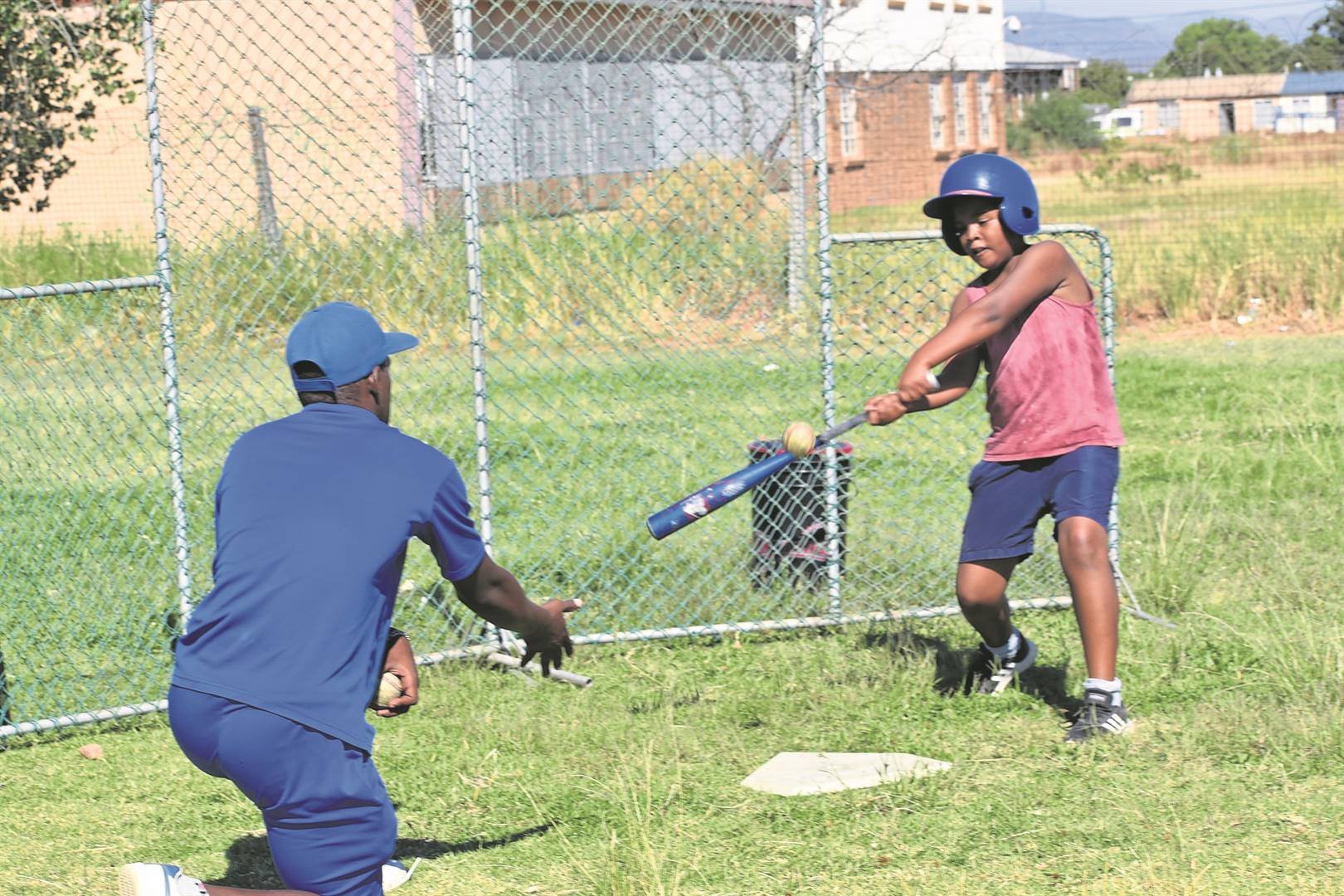  Ledante Mits (batsman) and his coach Saville van 