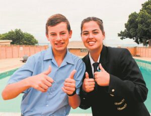 Matriekmeisie se blitsige optrede het seun gered