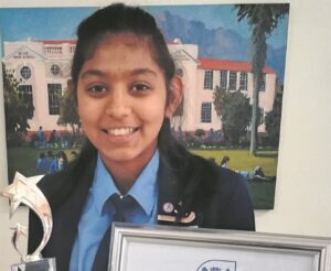 District gold for her art