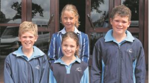 Tennisspelers wys hul staal