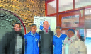 Twee draf uit vir Boland