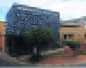 Hospitale hervat normale mediese prosedures