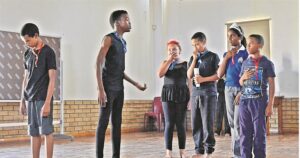 Dramagroep op pad na Baxter-teater