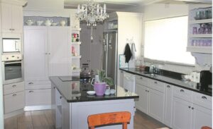 Ruim, netjiese en moderne familiehuis