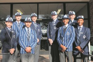 Agt uit Worcester gekies