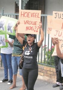 Drie ‘aanranders’ verskyn in hof