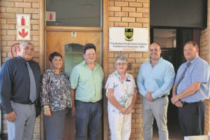 Pionierskool stel radio-akademie bekend