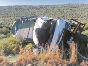Twee ontkom naelskraaps