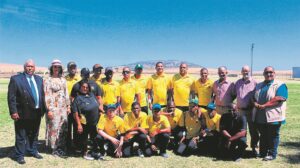 ’n Ses vir blindekrieket in Darling