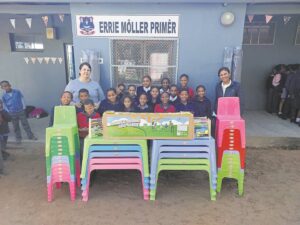 Errie Möller and Wolsley Primary receive donations