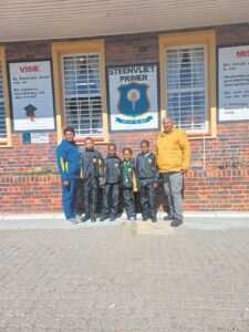 Landlopers neem deel in George