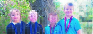 Hexrivier-skaakleerders speel vir goeie doel