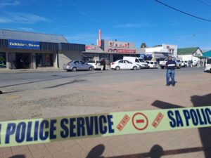 Gewapende rower in kafee op Robertson doodgeskiet