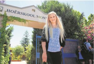 Terug skool toe sodat sy verpleging kan studeer