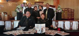 Twee leraars van Worcester stel hul boeke bekend