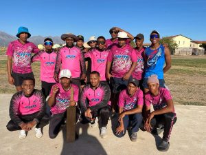 Spanning bou op in vlakkiekrieket se Worcester-toernooi