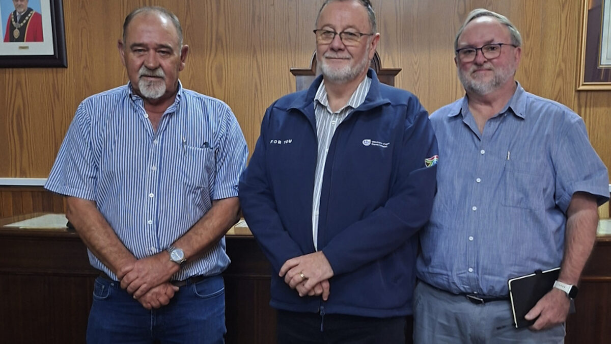 Minister kyk na watersekerheid in Langeberg weens groeiende inwonerstal