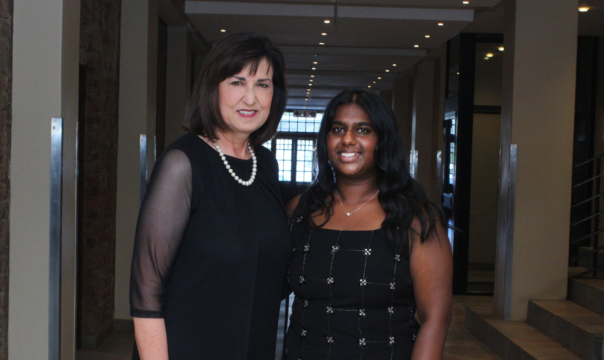 The vice-chancellor and principal of the UFS, Prof. Hester C. Klopper, with the 2025 winner of the Matriculant of the Year competition, Kiara Subramanian.