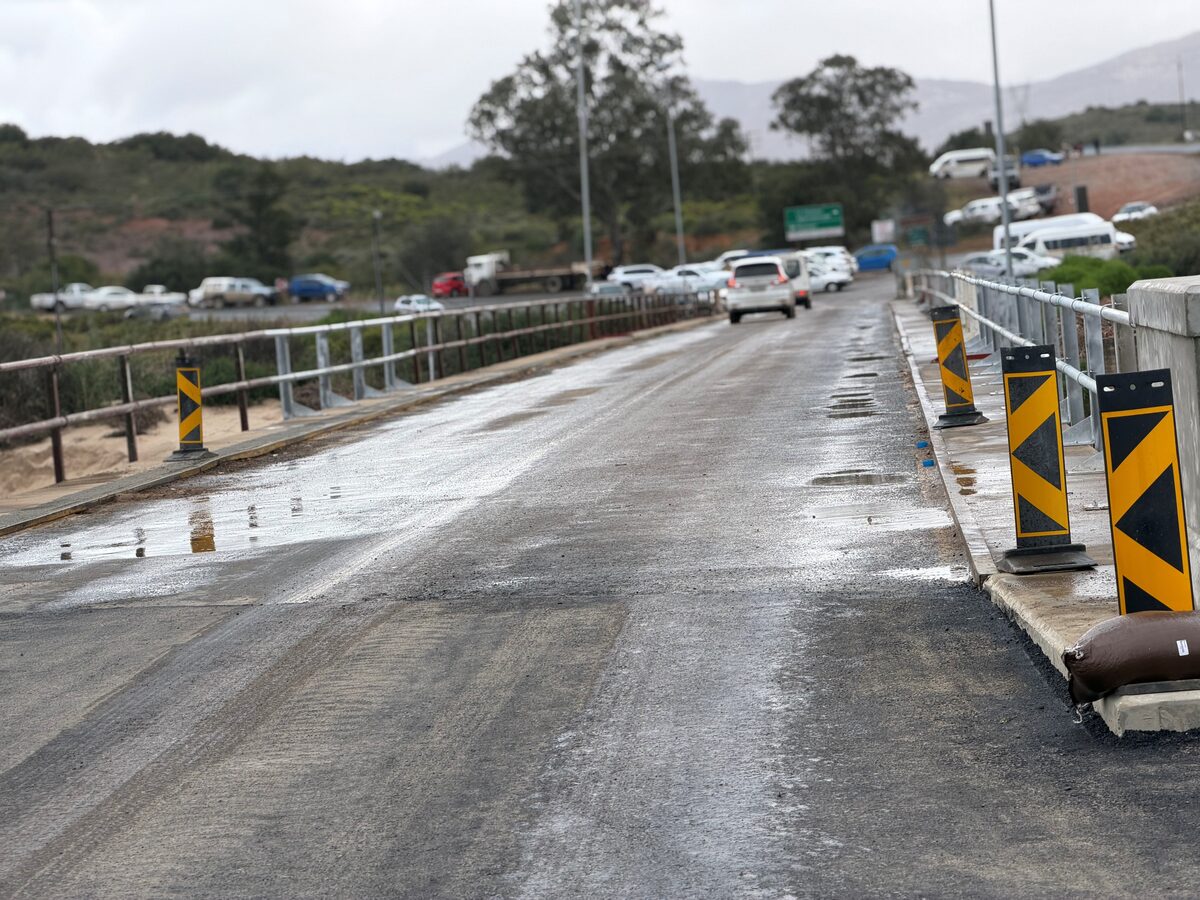McGregor bridge open to all vehicles