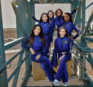 Katy Perry set to roar into space on all-woman flight