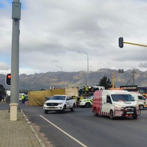 Truck collision leads to long delays on N2 highway