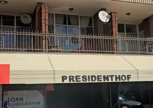 Pretorianer trek vermeende Facebook-swendelaars in Kroonstad vas