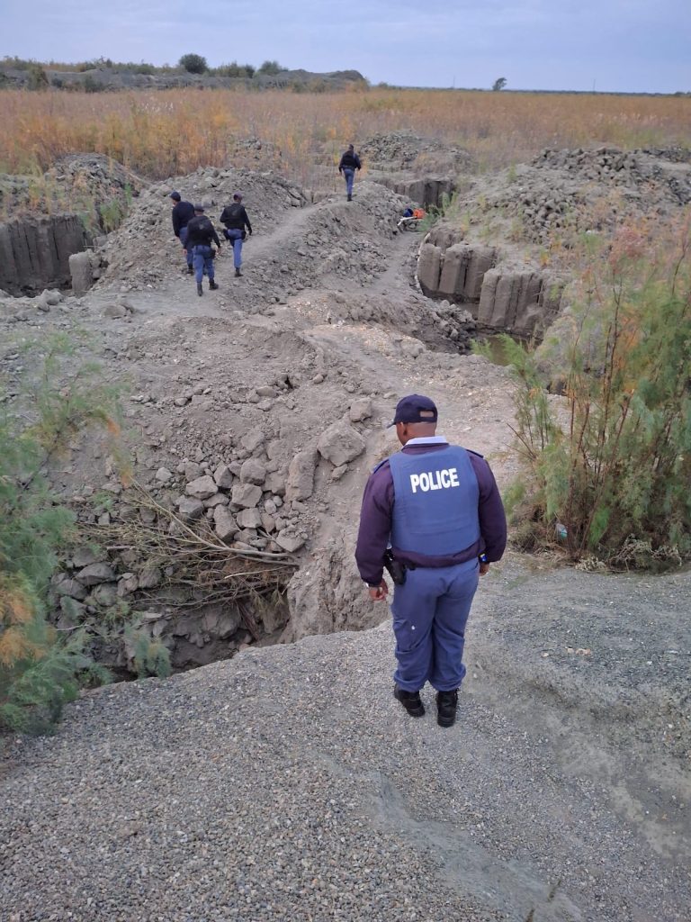 The Gauteng Provincial Legislature's Portfolio Committee on Community Safety has backed the deployment of soldiers to the province to assist police in tackling illegal mining operations.