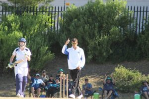 14-jarige van Bellville is amptelik jongste krieketskeidsregter ter wêreld