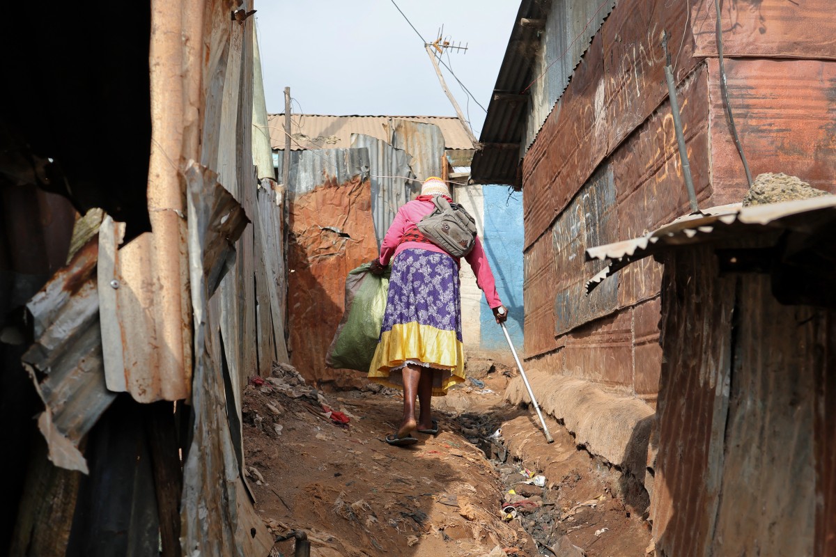 Restoring dignity: Kenya slum exchange offers water for plastic