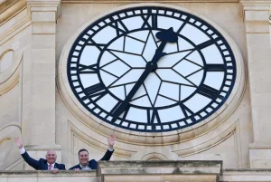 City hall clock restored to full glory, Chimes ring out once more