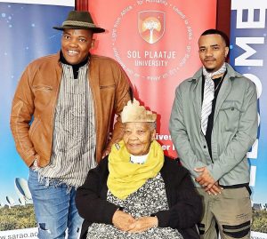 Art exhibition unites science, heritage and arts, while recognising living legend