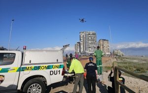 Man missing in surf at Bloubergstrand
