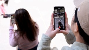 WhatsApp, Twitch among sites that could face Australia’s under-16 social media ban