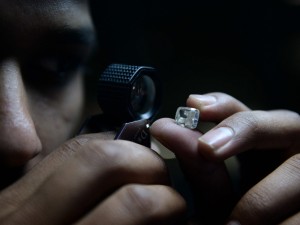 Rise of lab-grown diamonds sparks economic alarm in Southern Africa