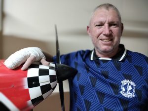 Man van Bloemfontein red seun, verloor vingers in fratsongeluk