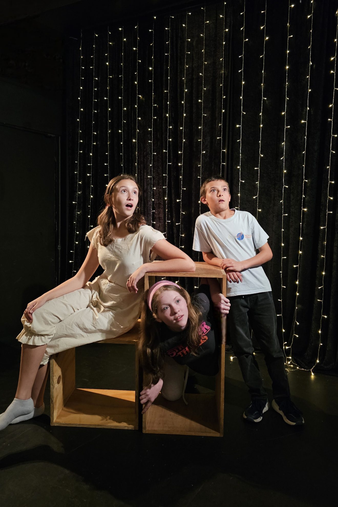 Young cast reimagines Alice in Wonderland at Muizenberg’s Masque ...