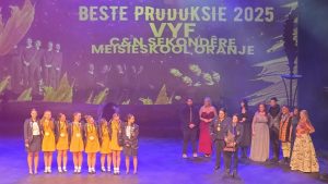 Meisieskool Oranje se komedie wen nasionale Allegretto-toneelfees lag-lag ná sukses op sukses