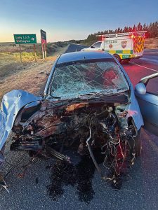 Drie ernstig beseer in botsing op R45 buite Wellington