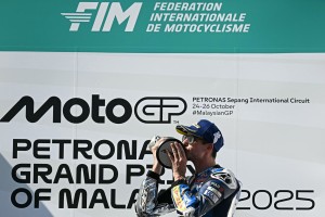 Alex Márquez clinches third MotoGP victory of season in Malaysia