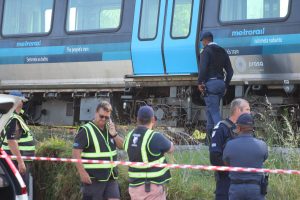 Man (34) struck, killed by train in Somerset West