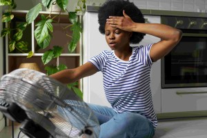 10 Tips to beat hot flushes during menopause