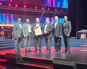 Wes-Kaap munisipaliteite staan kop bo water uit by nasionale toekennings