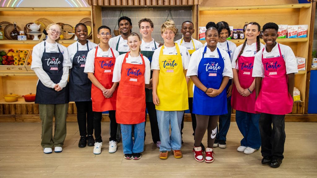 The 12 contestants vying for the coveted season 2 Tastemaster Junior title. 