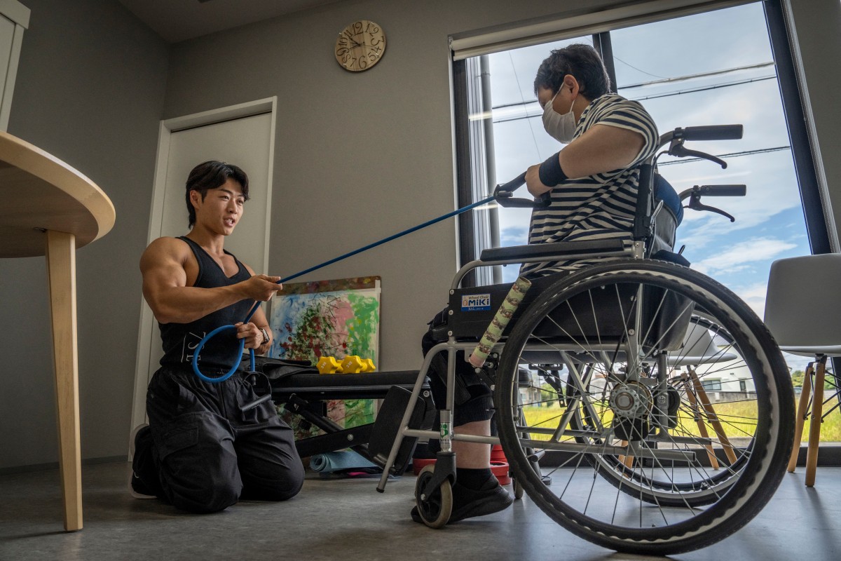 Japan’s muscular caregivers: Bodybuilders fill critical staff shortages
