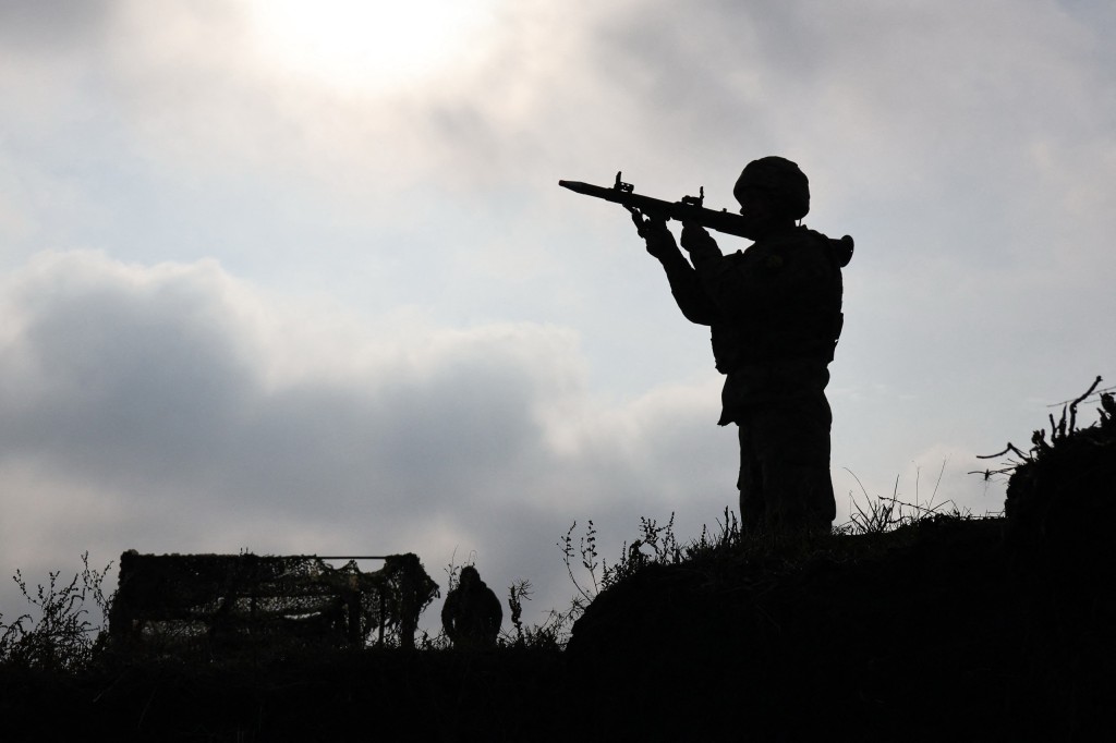 Seventeen South African men fighting as mercenaries in Ukraine's war-torn Donbas region have issued desperate pleas for government assistance to return home, the presidency announced Thursday.