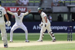 England leads by 49 after chaotic first day of Ashes