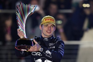 Verstappen triumphs in Las Vegas as Norris strengthens title grip